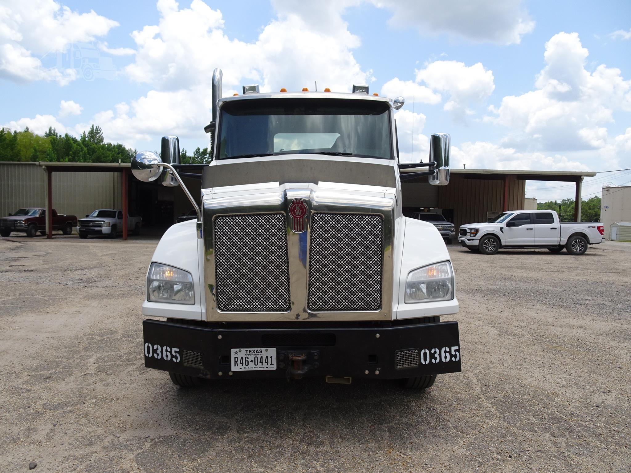 2020 Kenworth T880