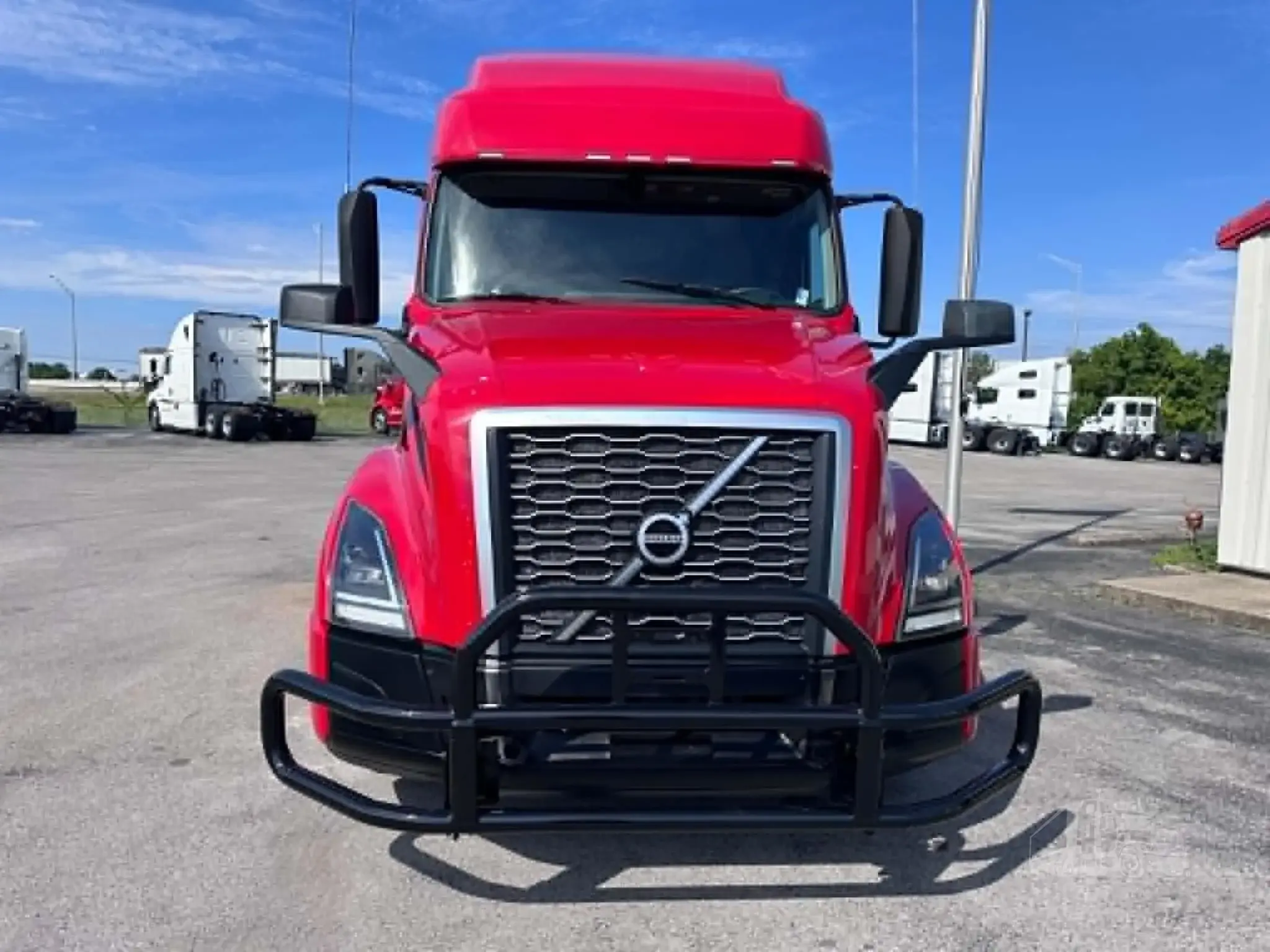 2022 Volvo VNL64T760