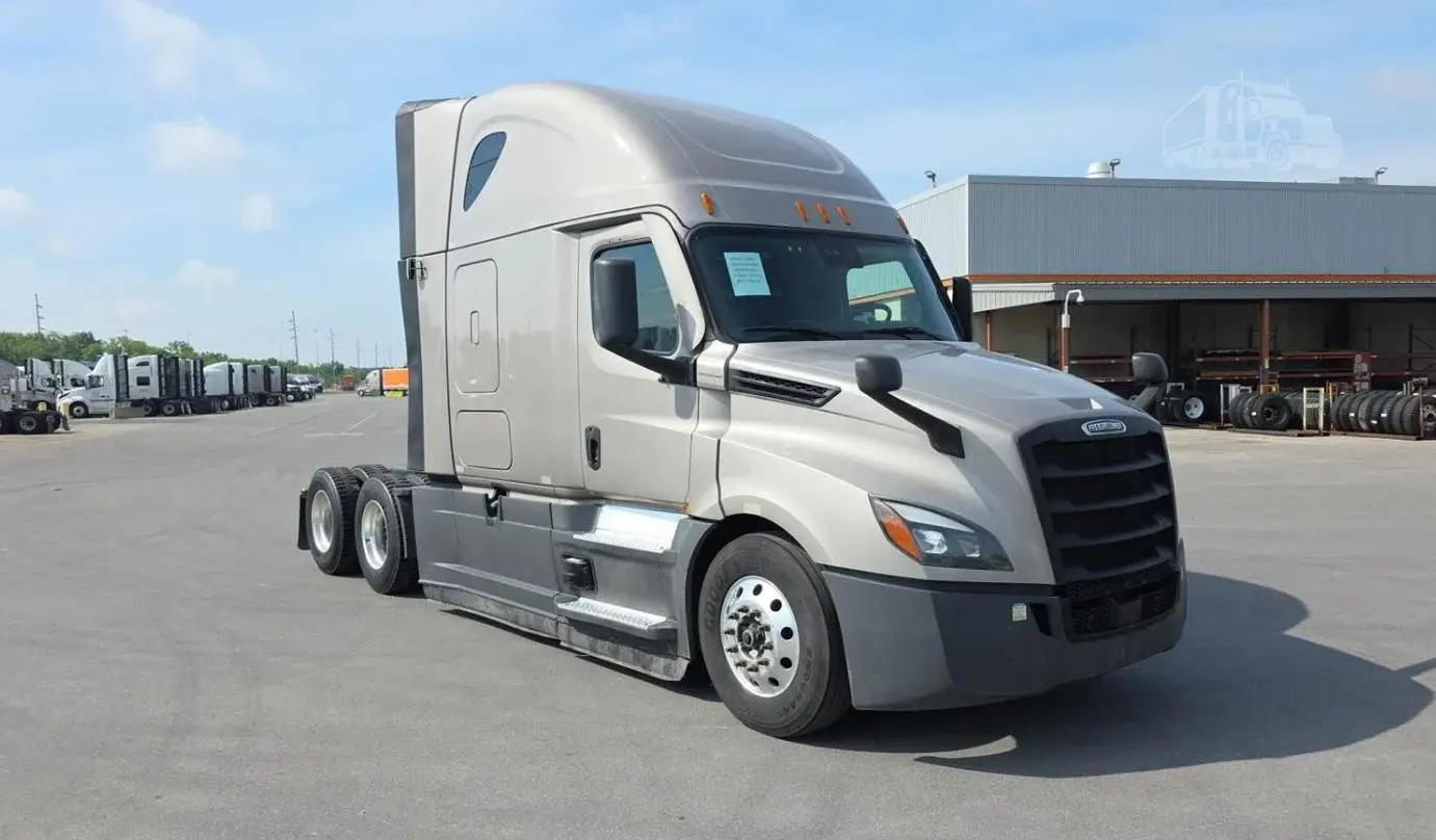 2025 Freightliner Cascadia 126