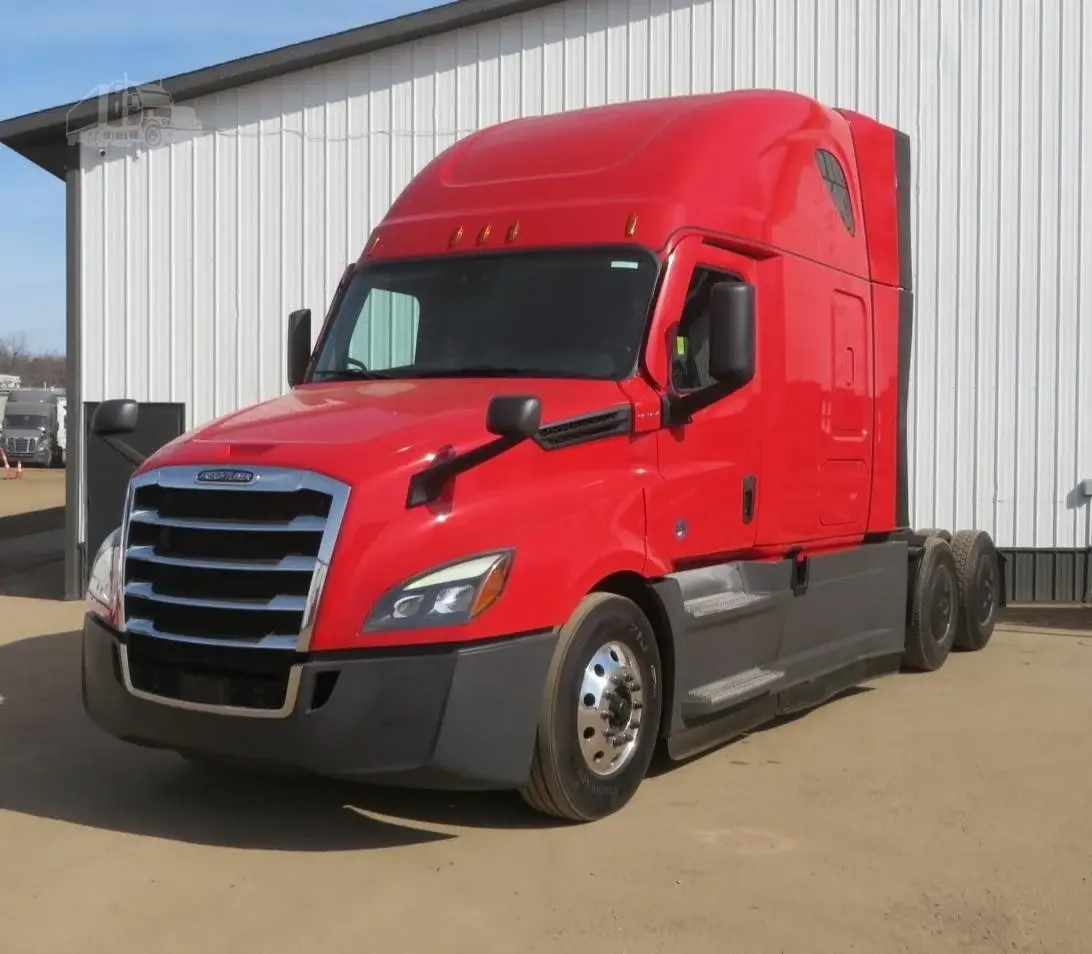 2023 Freightliner Cascadia 126