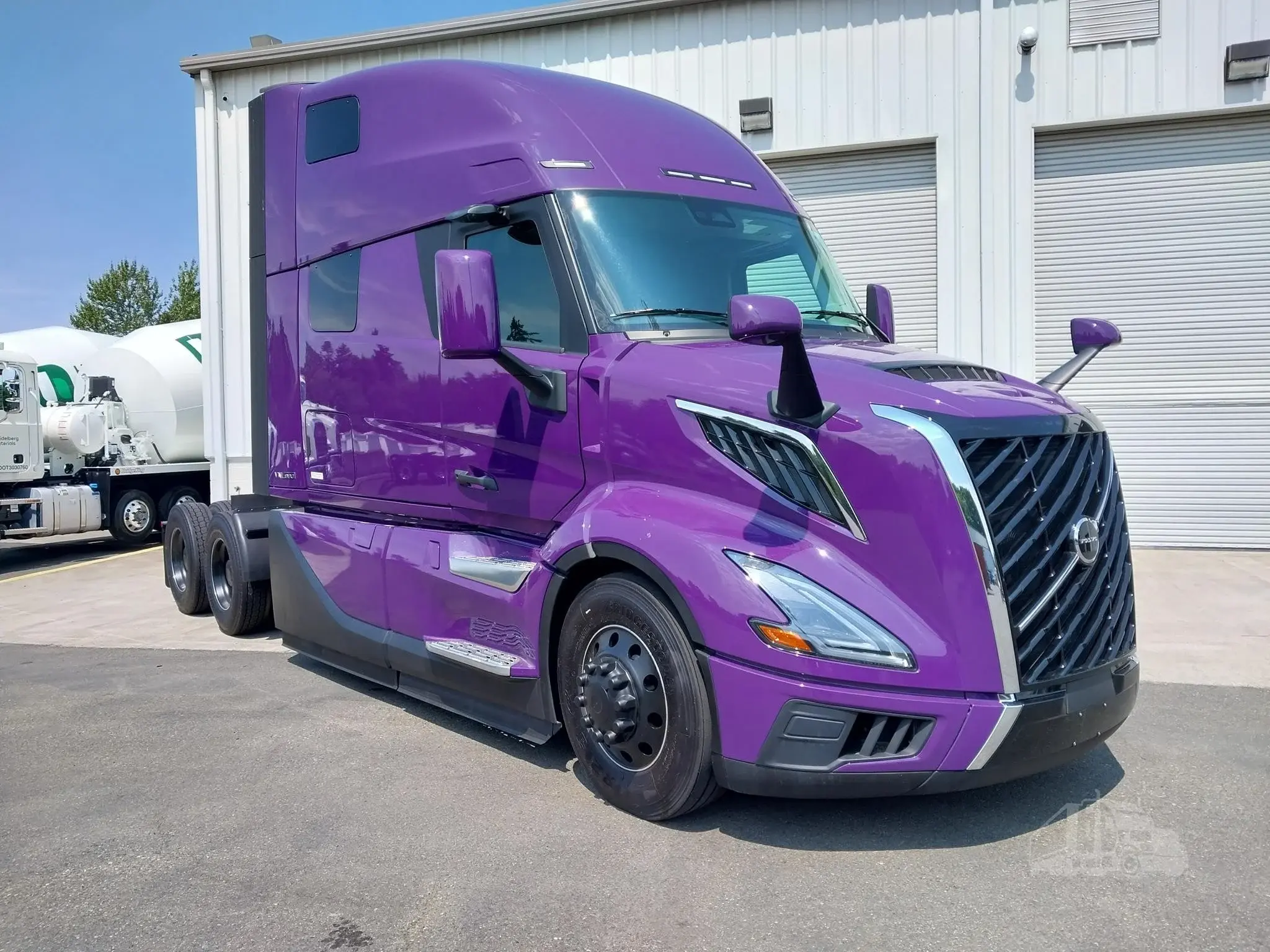 2027 Volvo VNL64T860